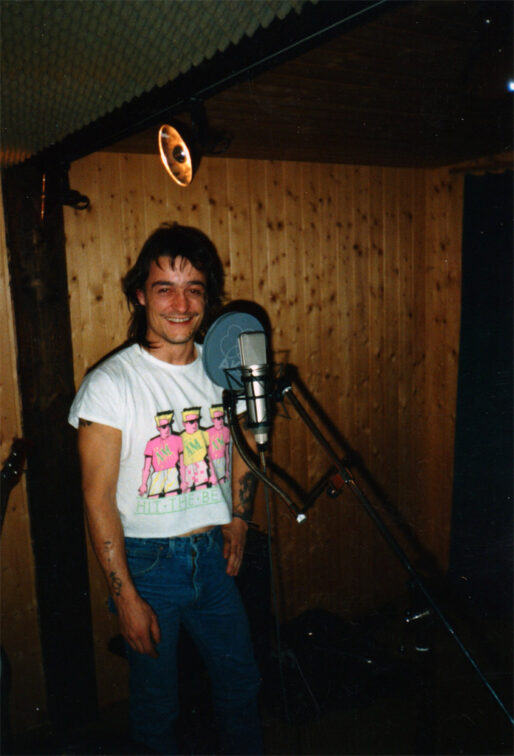 1990_04_019_Marginal-Face-Record